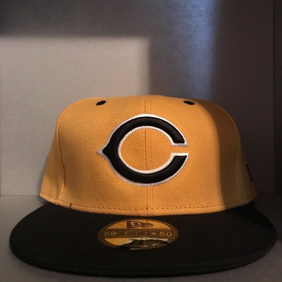 Fitted Hat - Picture 1 of 1
